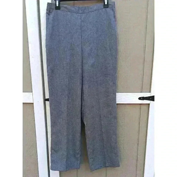 Alfred Dunner Woman's‎ Dress Pants Size 10P Black And White Check Pattern - Picture 1 of 6